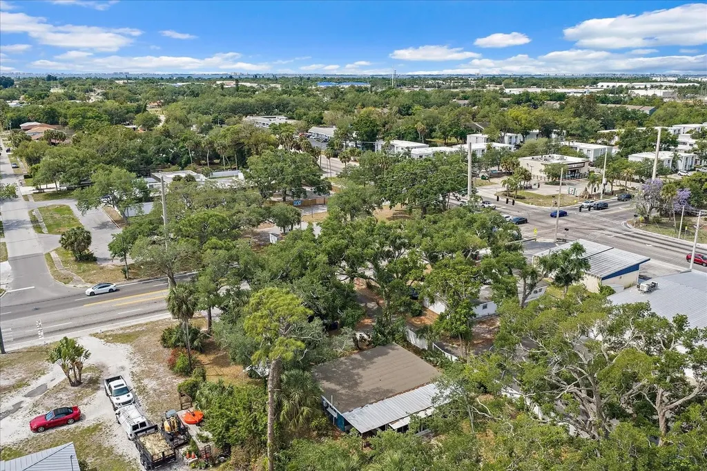 2503 53rd Avenue W Bradenton FL 34207