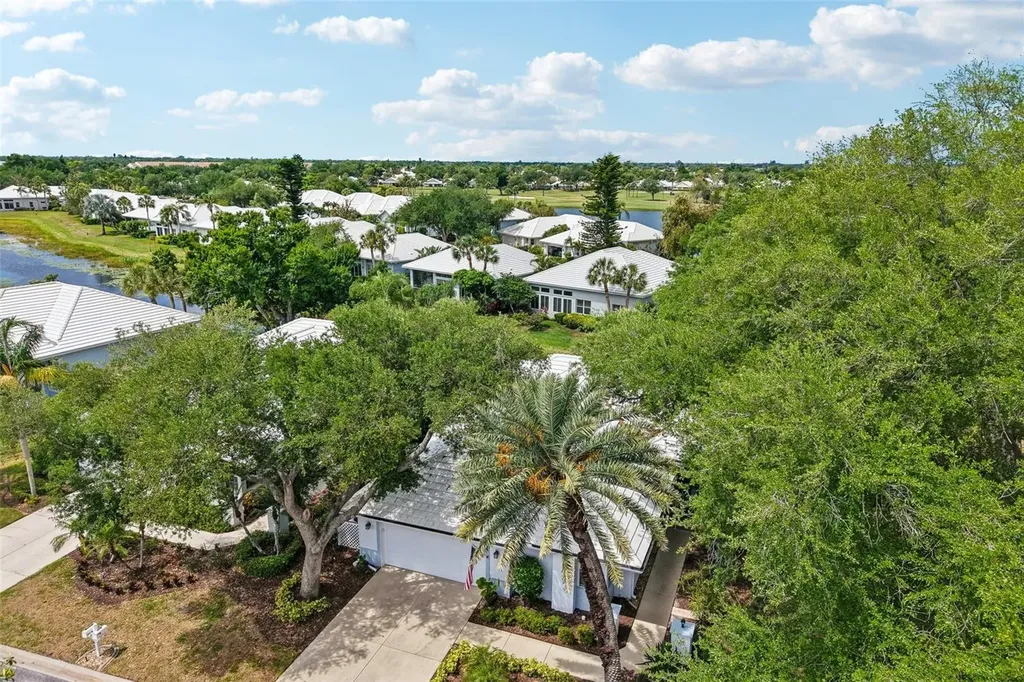 667 Crossfield Circle Venice FL 34293