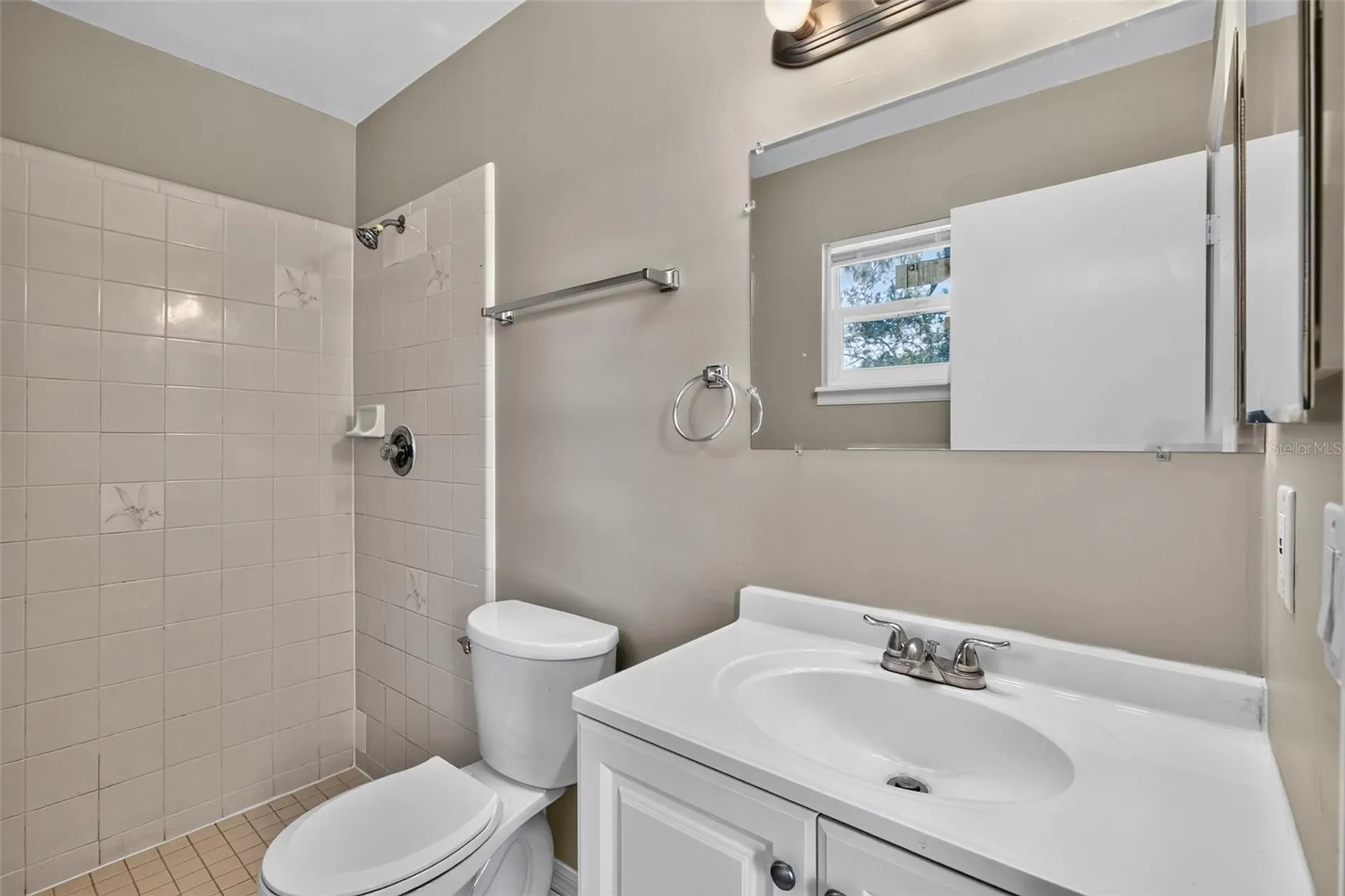 1762 Meredith Avenue Deltona FL 32738