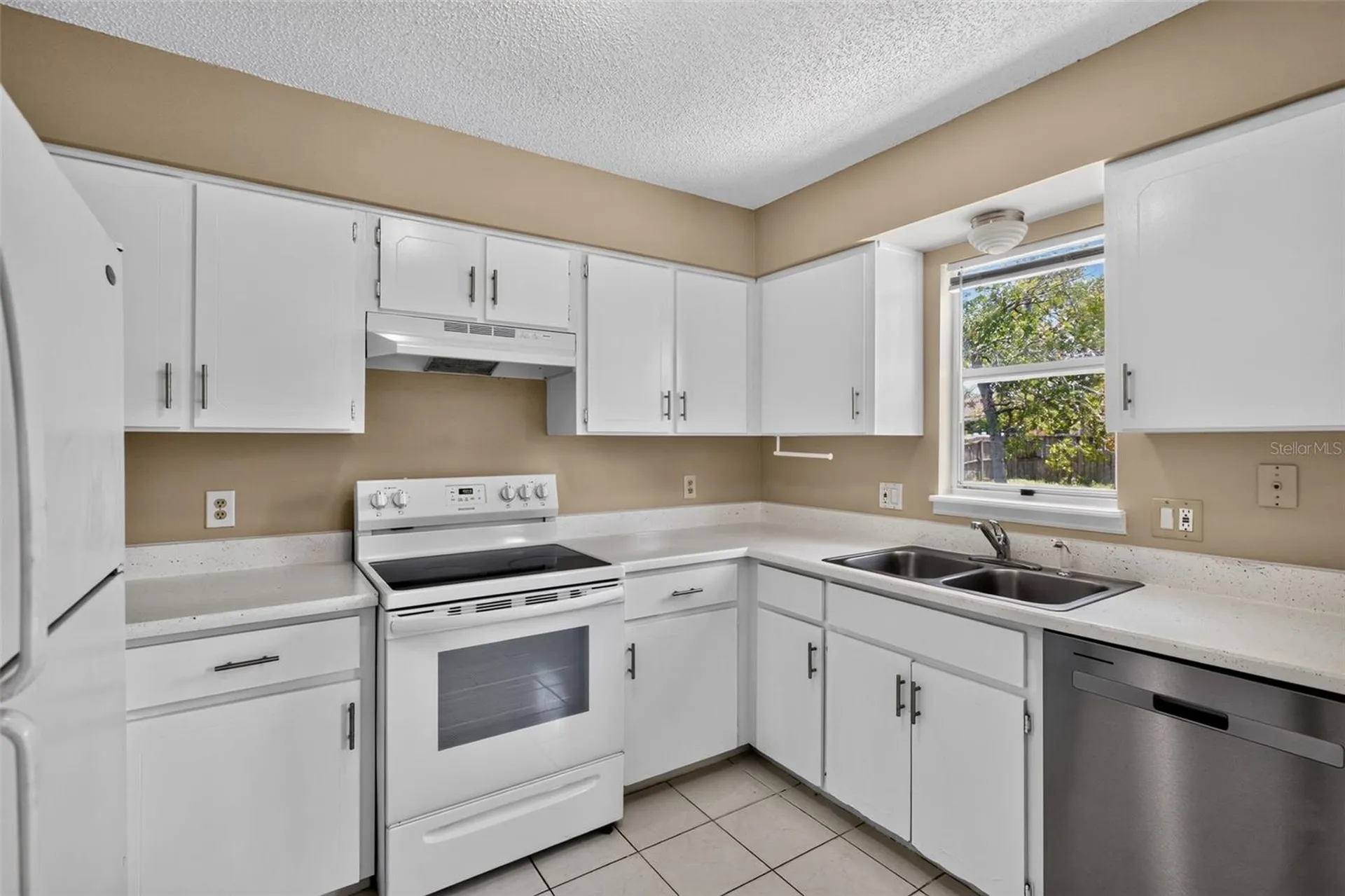 1762 Meredith Avenue Deltona FL 32738