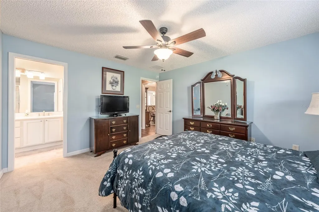 17830 SE 88th Cascade Court The Villages FL 32162