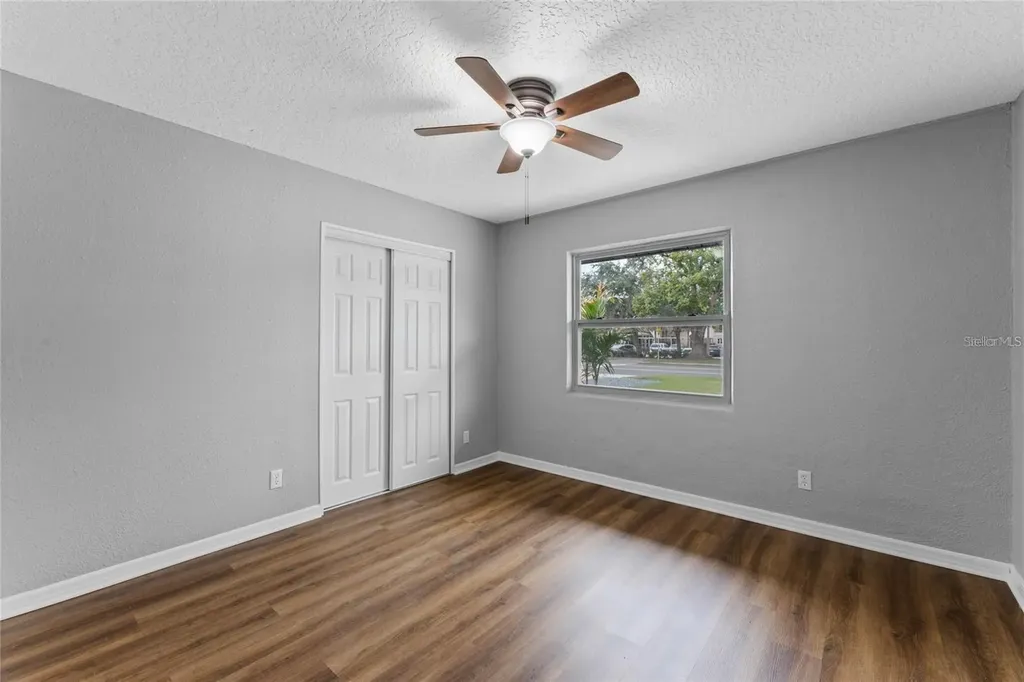 2441 S Mills Avenue Orlando FL 32806
