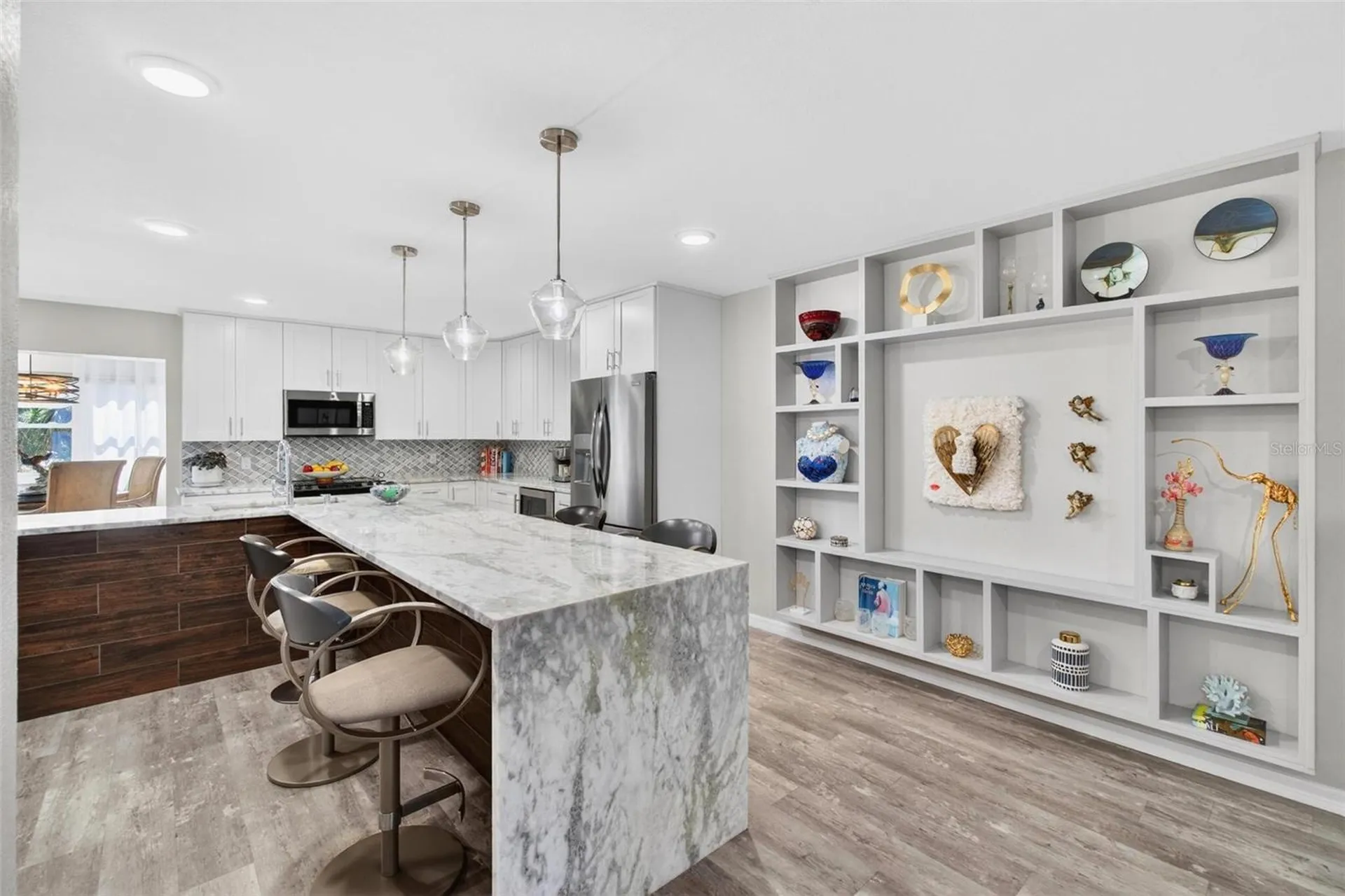 1065 Eden Isle Boulevard NE St Petersburg FL 33704