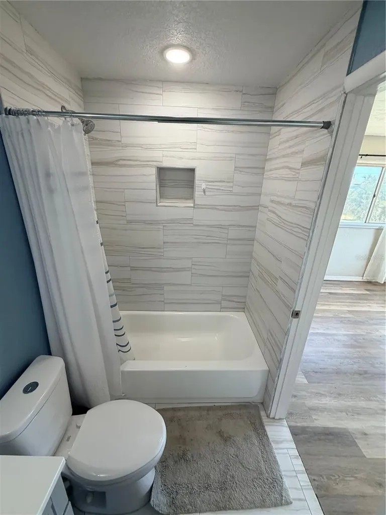 538 Revilo Boulevard Daytona Beach FL 32118
