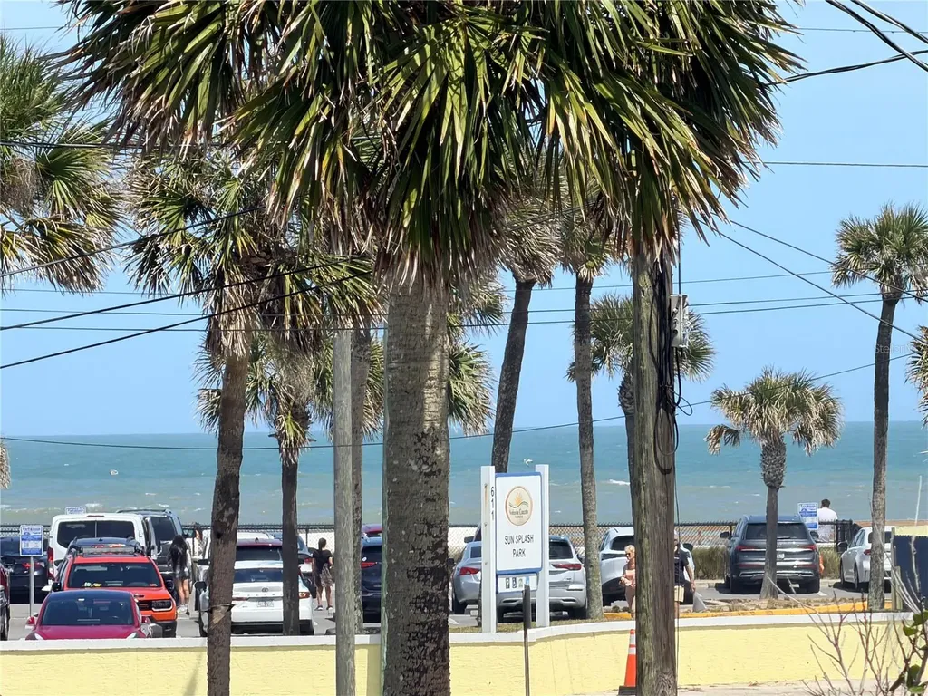 538 Revilo Boulevard Daytona Beach FL 32118
