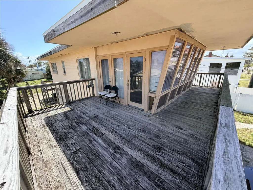 538 Revilo Boulevard Daytona Beach FL 32118