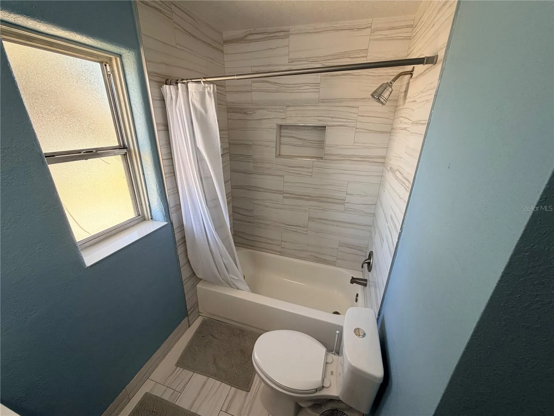 538 Revilo Boulevard Daytona Beach FL 32118