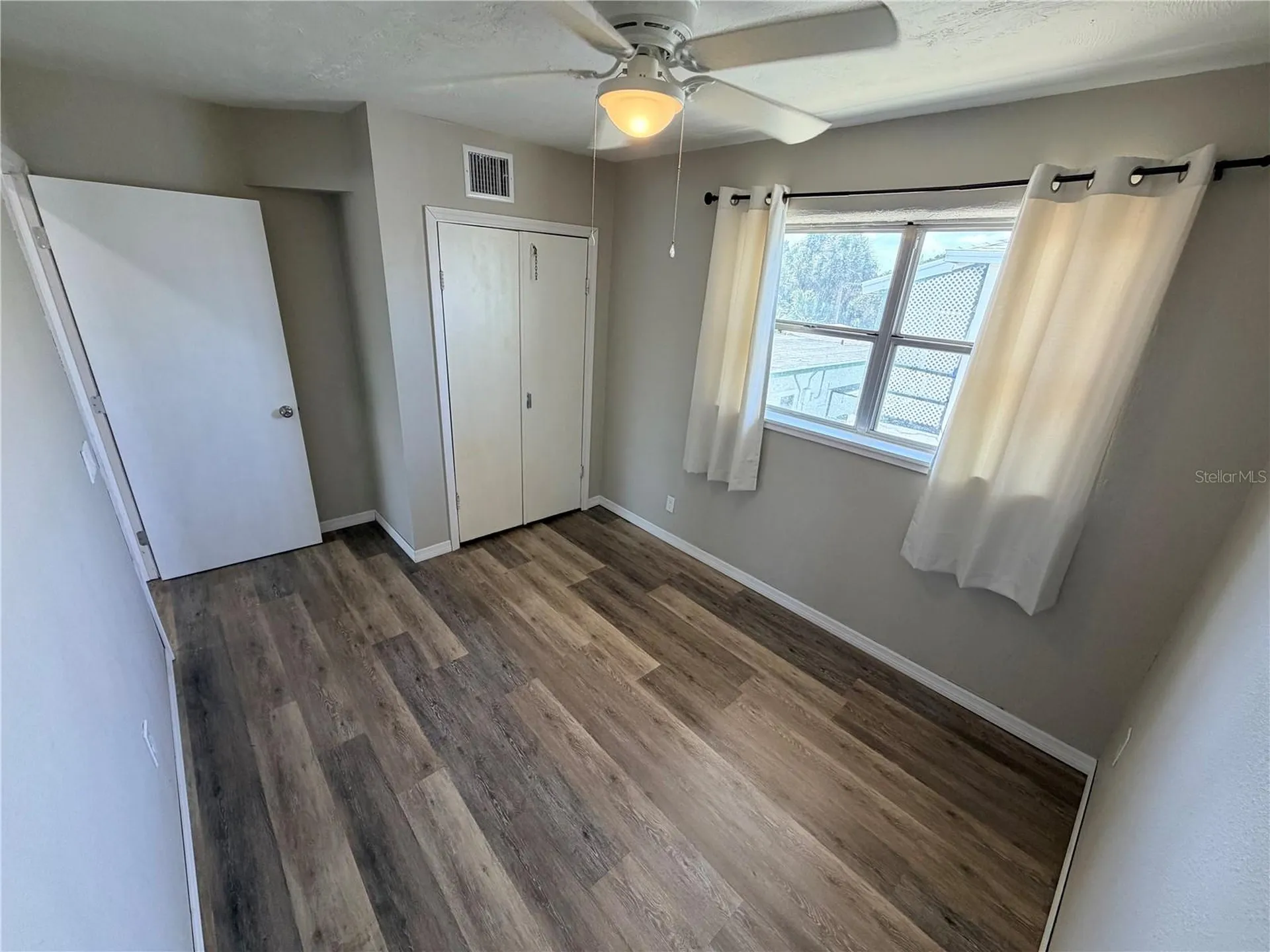 538 Revilo Boulevard Daytona Beach FL 32118