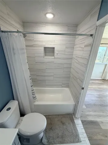 538 Revilo Boulevard Daytona Beach FL 32118