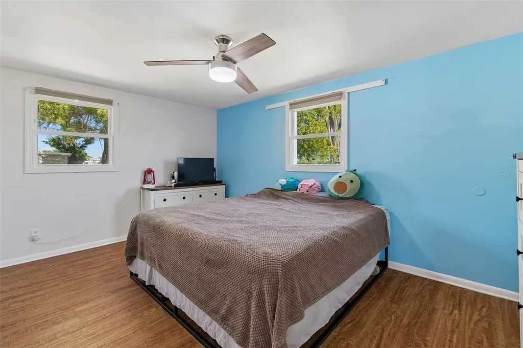 1130 Sweeney Drive Ruskin FL 33570