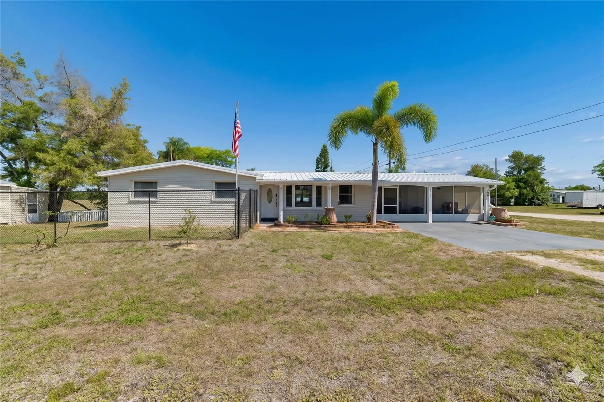 1130 Sweeney Drive Ruskin FL 33570
