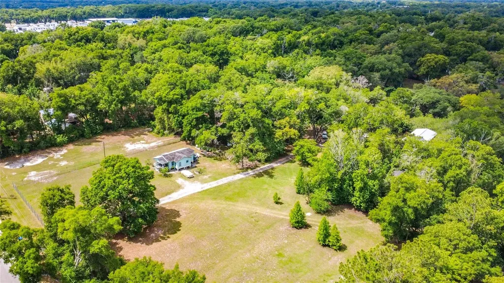 806 S Lake Pleasant Road Apopka FL 32703