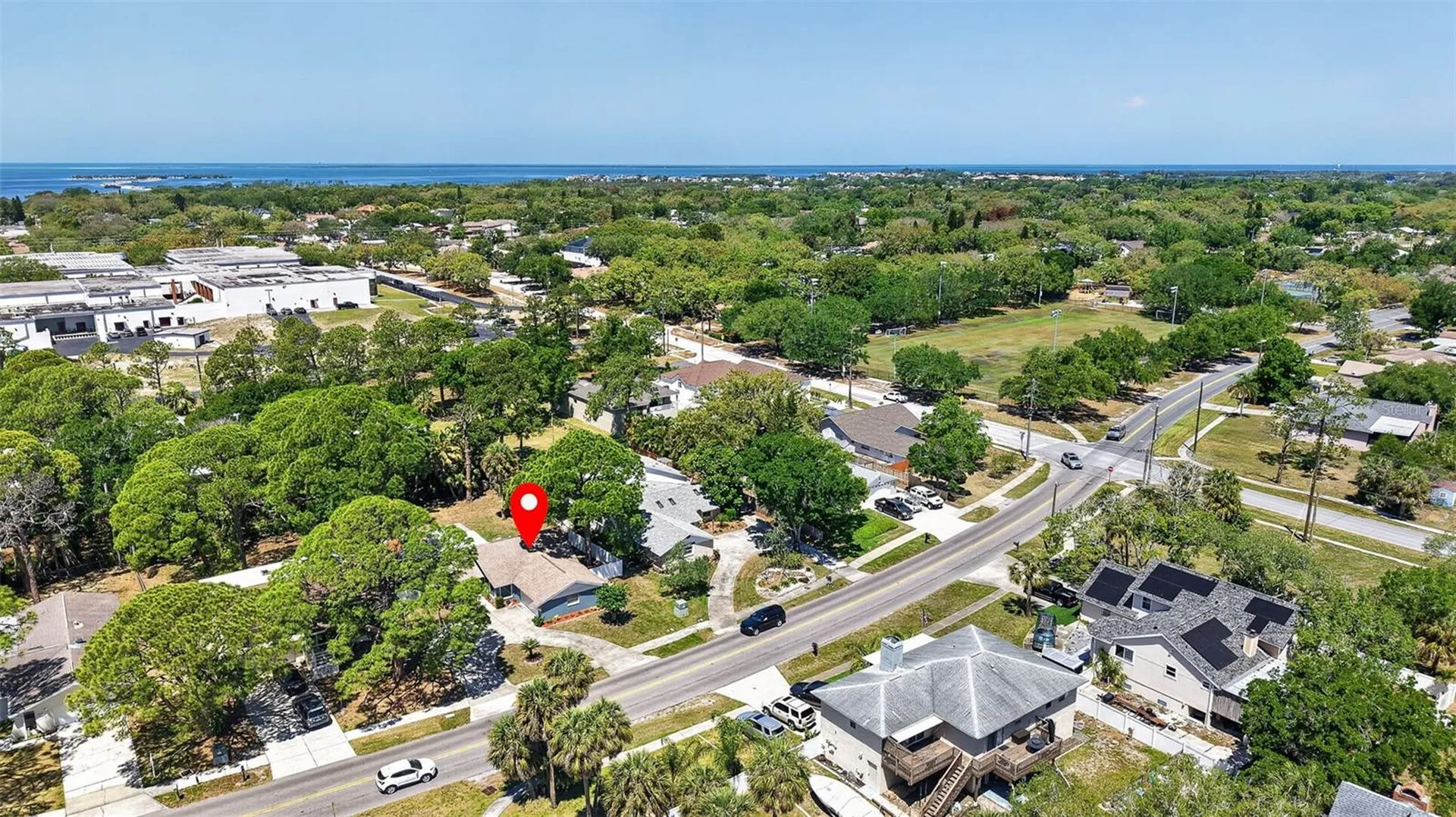 823 Riverside Drive Tarpon Springs FL 34689
