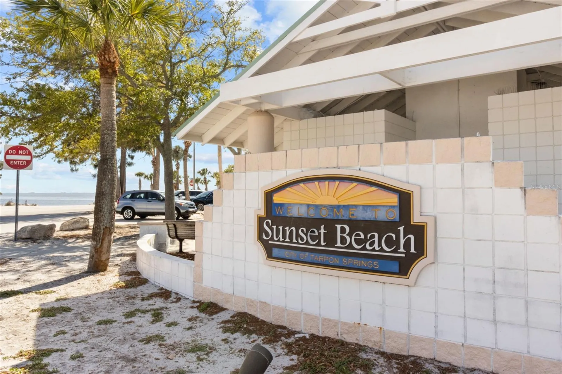 823 Riverside Drive Tarpon Springs FL 34689