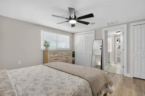 823 Riverside Drive Tarpon Springs FL 34689