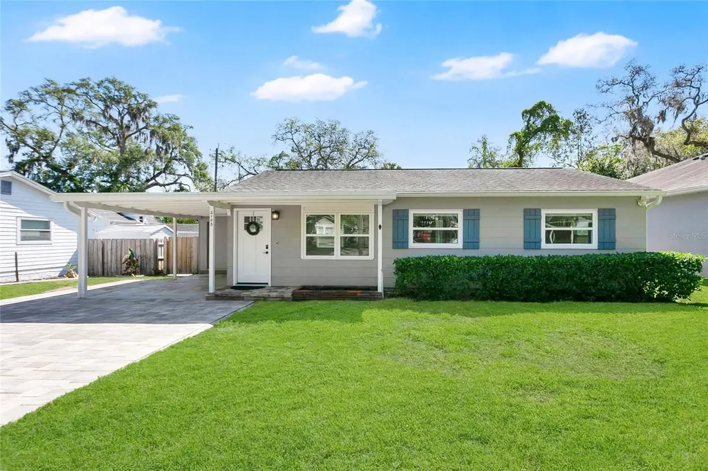 2105 S Palmetto Avenue Sanford FL 32771