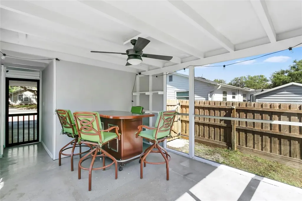2105 S Palmetto Avenue Sanford FL 32771