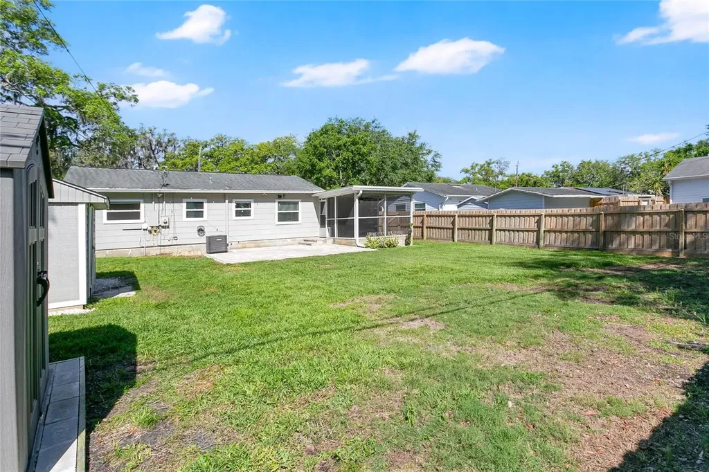 2105 S Palmetto Avenue Sanford FL 32771