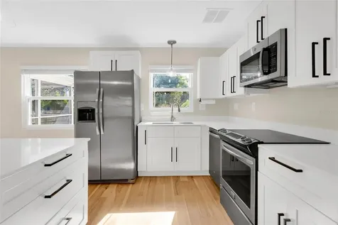 2105 S Palmetto Avenue Sanford FL 32771