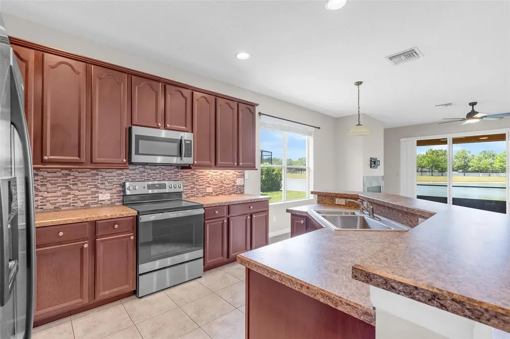 456 Silverdale Avenue Winter Garden FL 34787