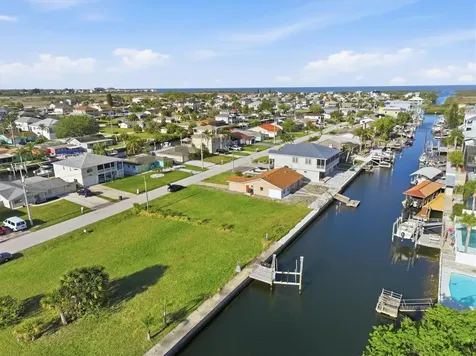 7435 Hatteras Drive Hudson FL 34667