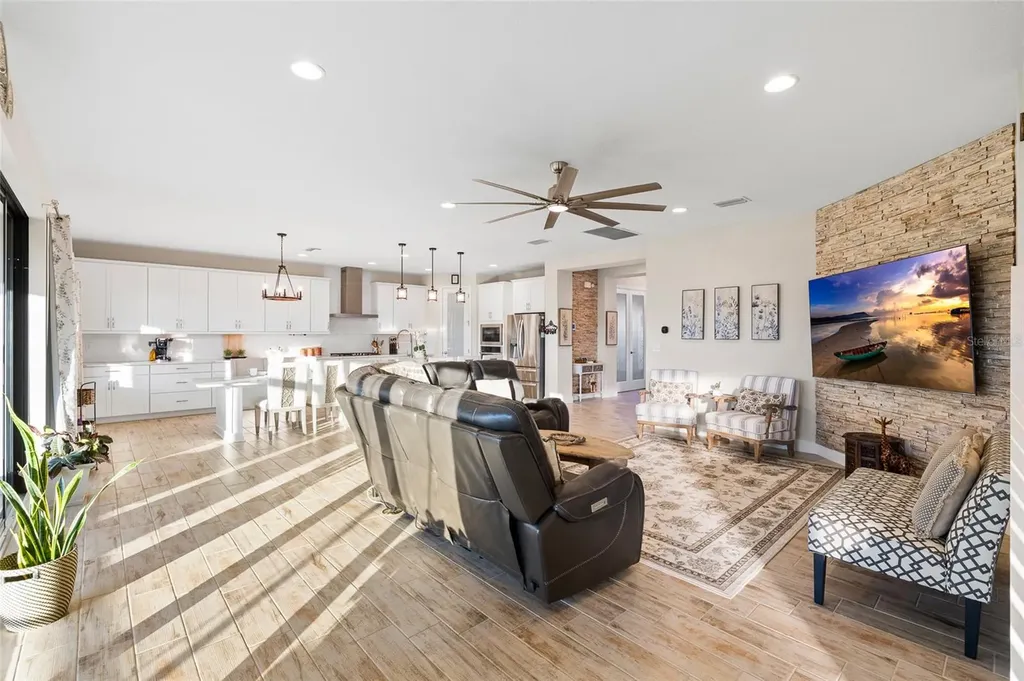 12970 Steed Trace Loop Lithia FL 33547