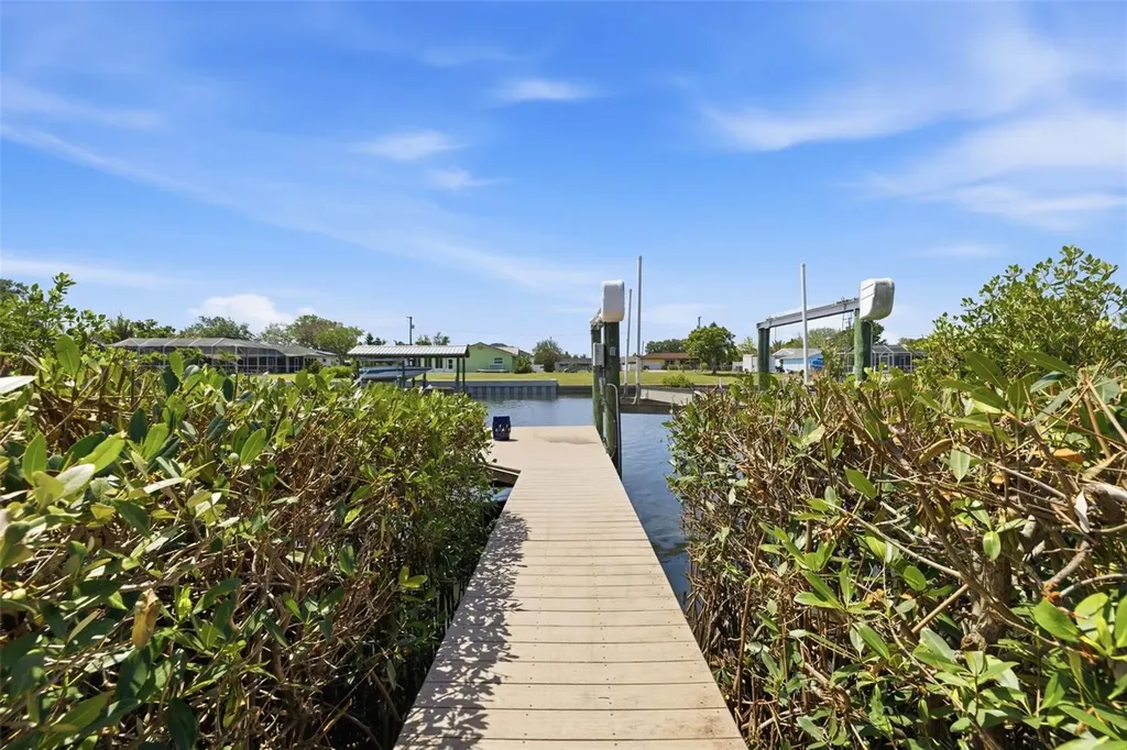 570 Bimini Bay Boulevard Apollo Beach FL 33572