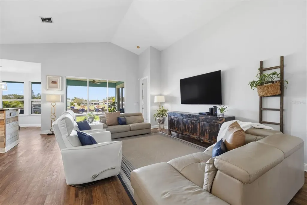 570 Bimini Bay Boulevard Apollo Beach FL 33572
