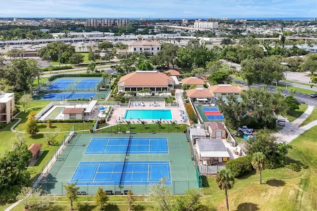 680 White Pine Tree Road Venice FL 34285
