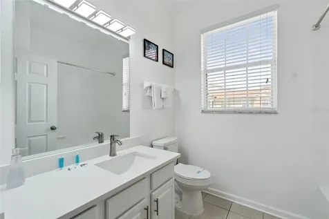 2809 Almaton Loop Kissimmee FL 34747