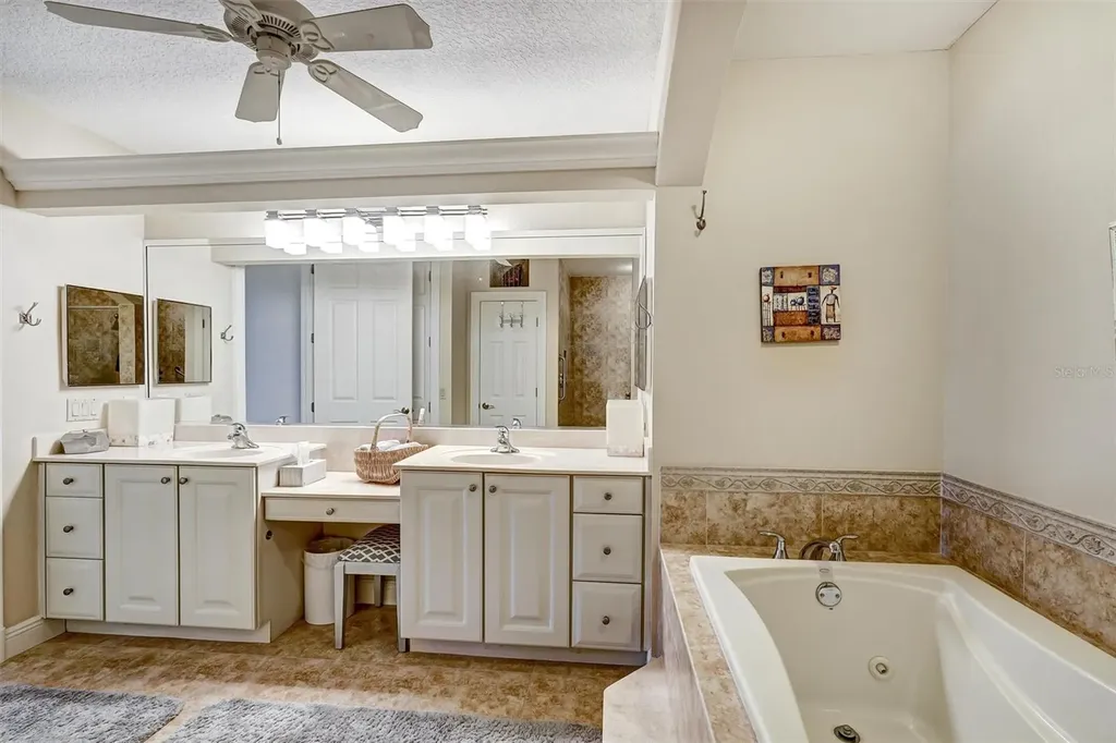 5110 Manorwood Drive Sarasota FL 34235