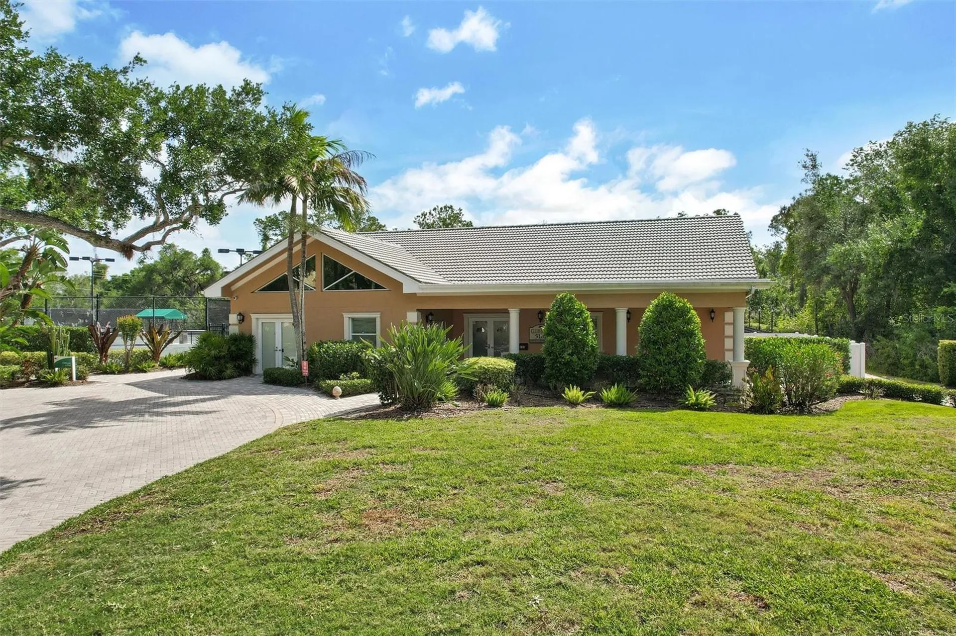 5110 Manorwood Drive Sarasota FL 34235