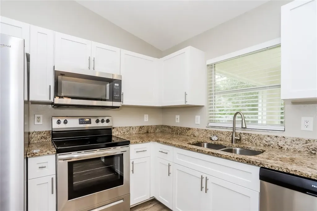2550 Comet Lane North Port FL 34286