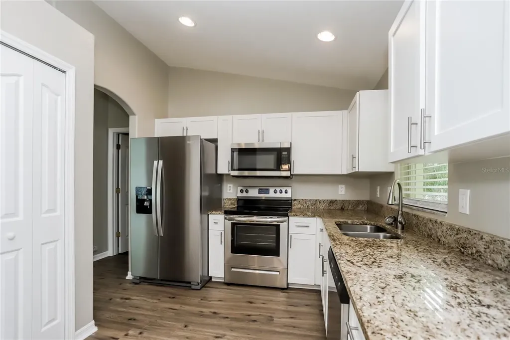 2550 Comet Lane North Port FL 34286