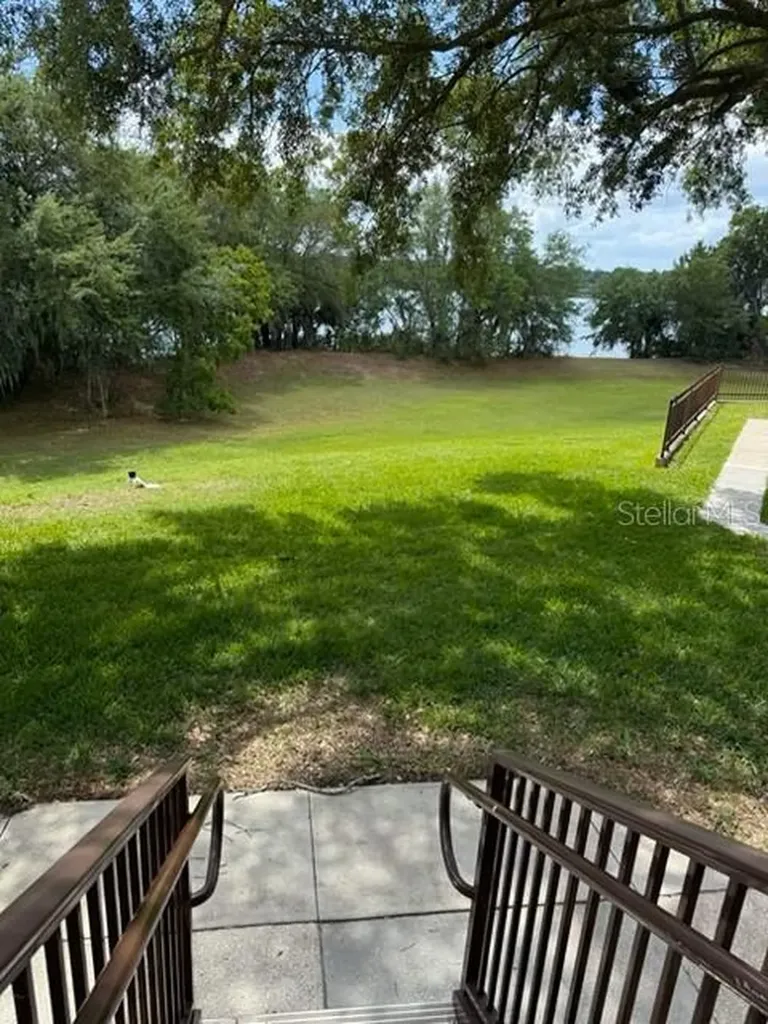 355 Lakepointe Drive Altamonte Springs FL 32701
