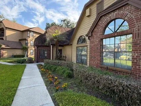 355 Lakepointe Drive Altamonte Springs FL 32701