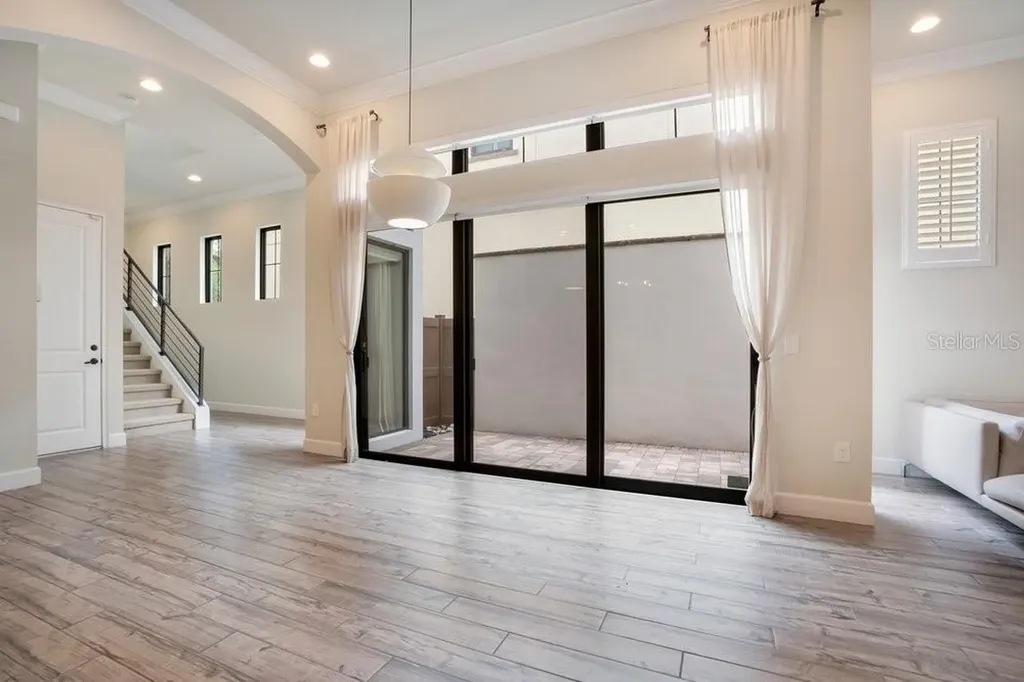 8394 Via Vittoria Way Orlando FL 32819