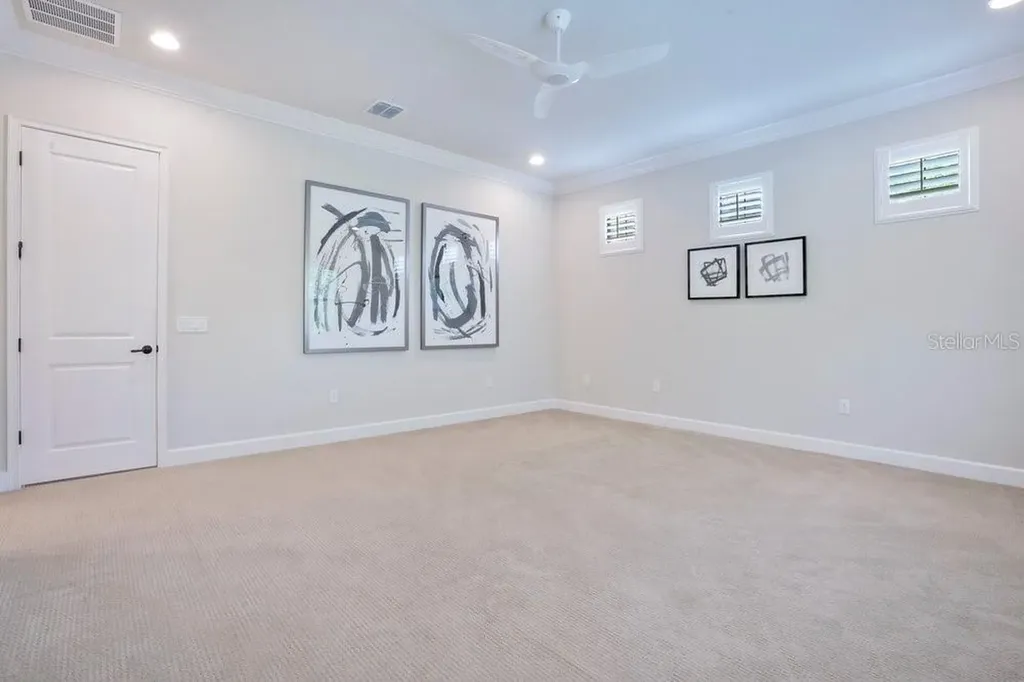 8394 Via Vittoria Way Orlando FL 32819