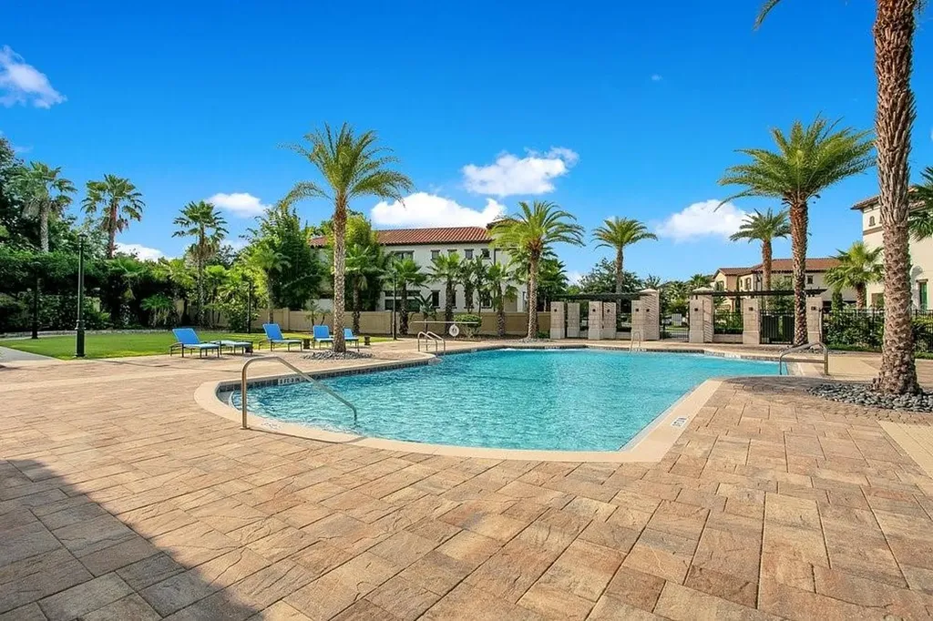 8394 Via Vittoria Way Orlando FL 32819