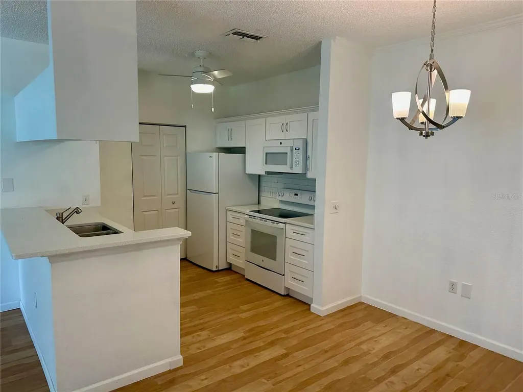 624 Arbor Lakes Circle Sanford FL 32771