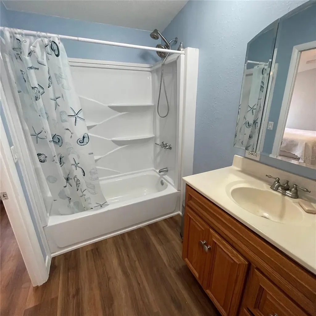 8771 NE 107th Court Bronson FL 32621