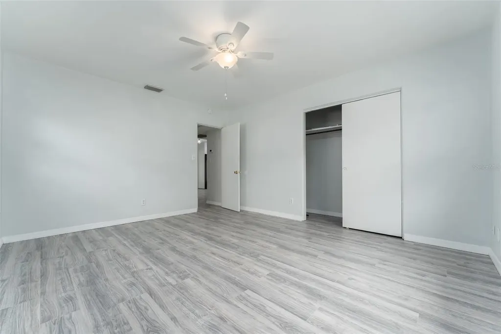 811 20th Avenue N St Petersburg FL 33704