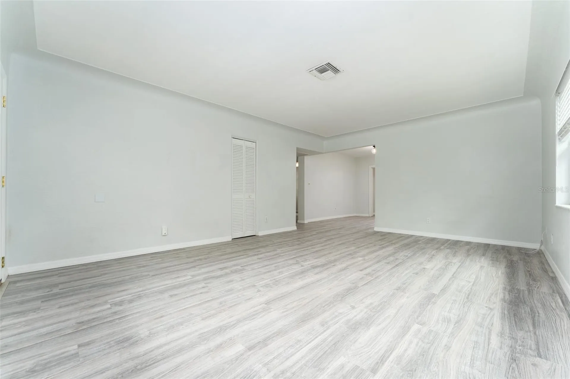 811 20th Avenue N St Petersburg FL 33704