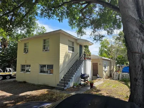 4222 18th Street N St Petersburg FL 33714