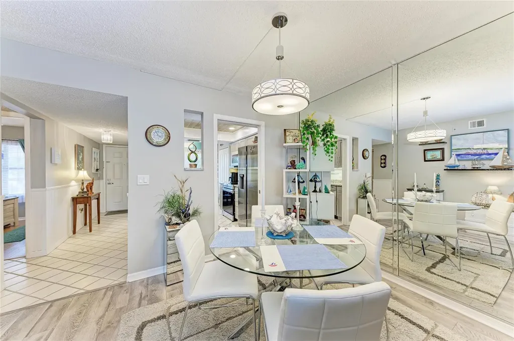 625 30th Avenue W Bradenton FL 34205