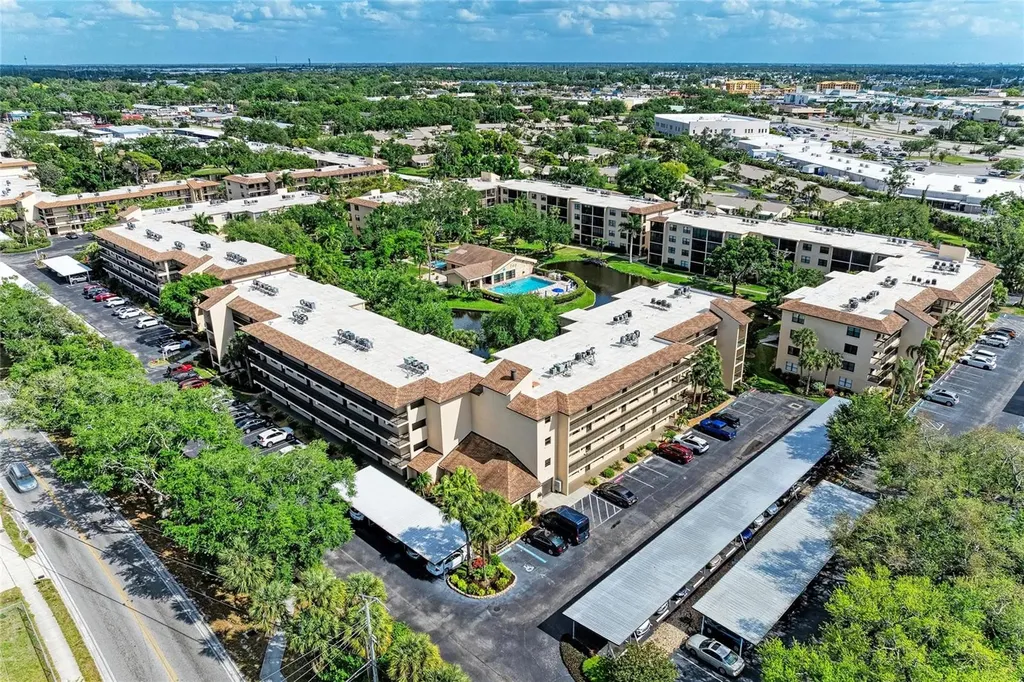 625 30th Avenue W Bradenton FL 34205