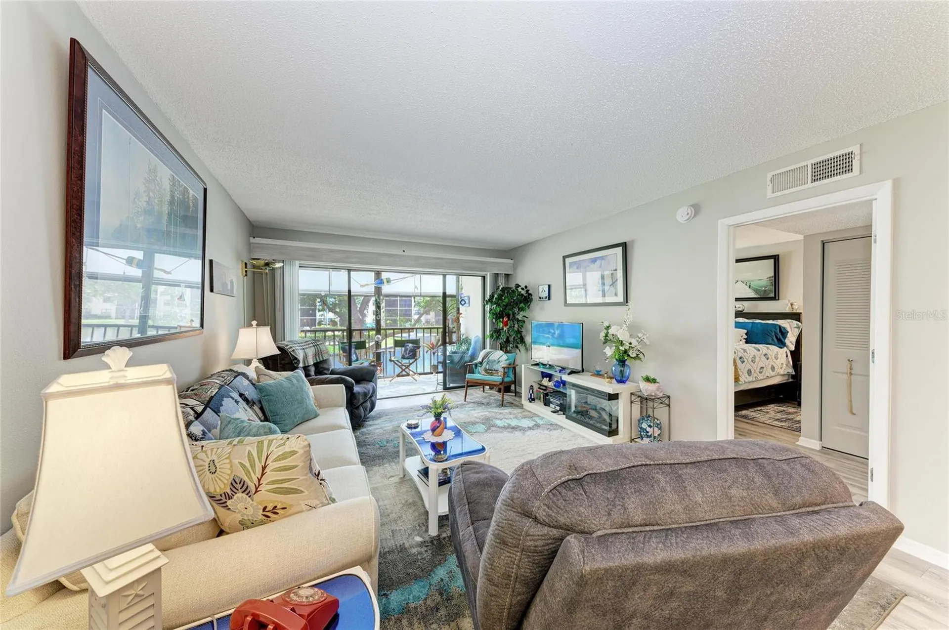 625 30th Avenue W Bradenton FL 34205