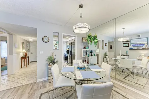 625 30th Avenue W Bradenton FL 34205