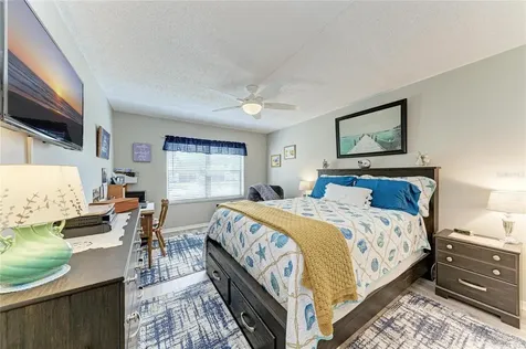 625 30th Avenue W Bradenton FL 34205