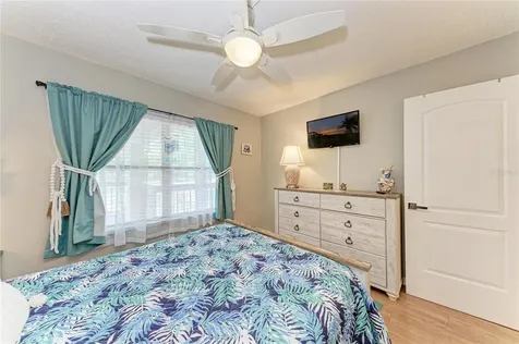 625 30th Avenue W Bradenton FL 34205